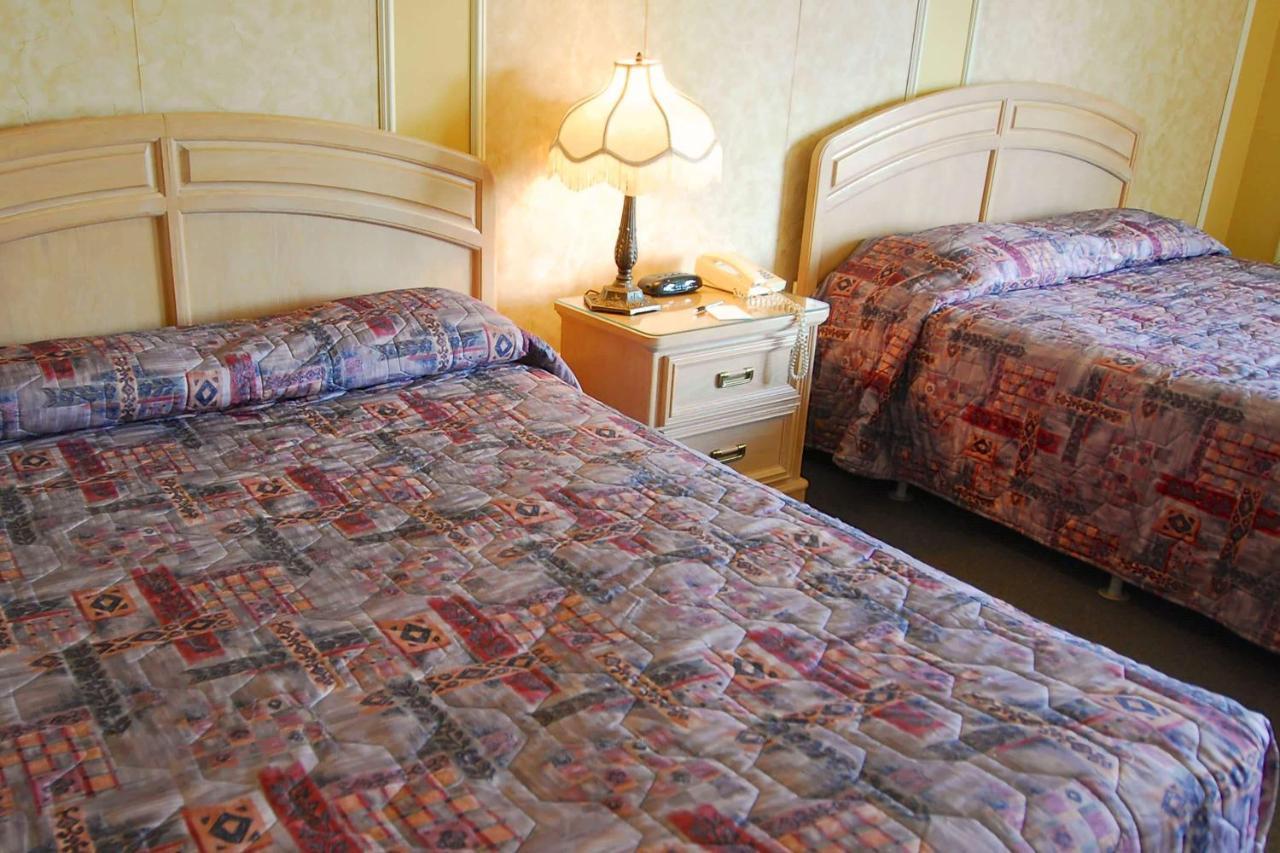 Hotel Travelodge By Wyndham Victoriaville Εξωτερικό φωτογραφία
