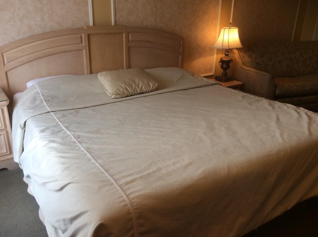 Hotel Travelodge By Wyndham Victoriaville Δωμάτιο φωτογραφία