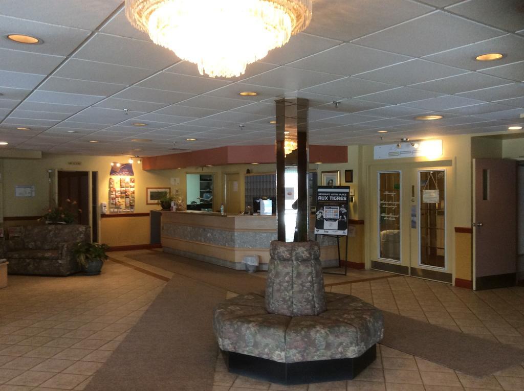 Hotel Travelodge By Wyndham Victoriaville Εξωτερικό φωτογραφία