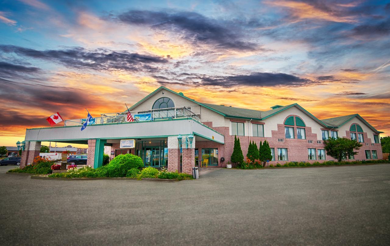 Hotel Travelodge By Wyndham Victoriaville Εξωτερικό φωτογραφία