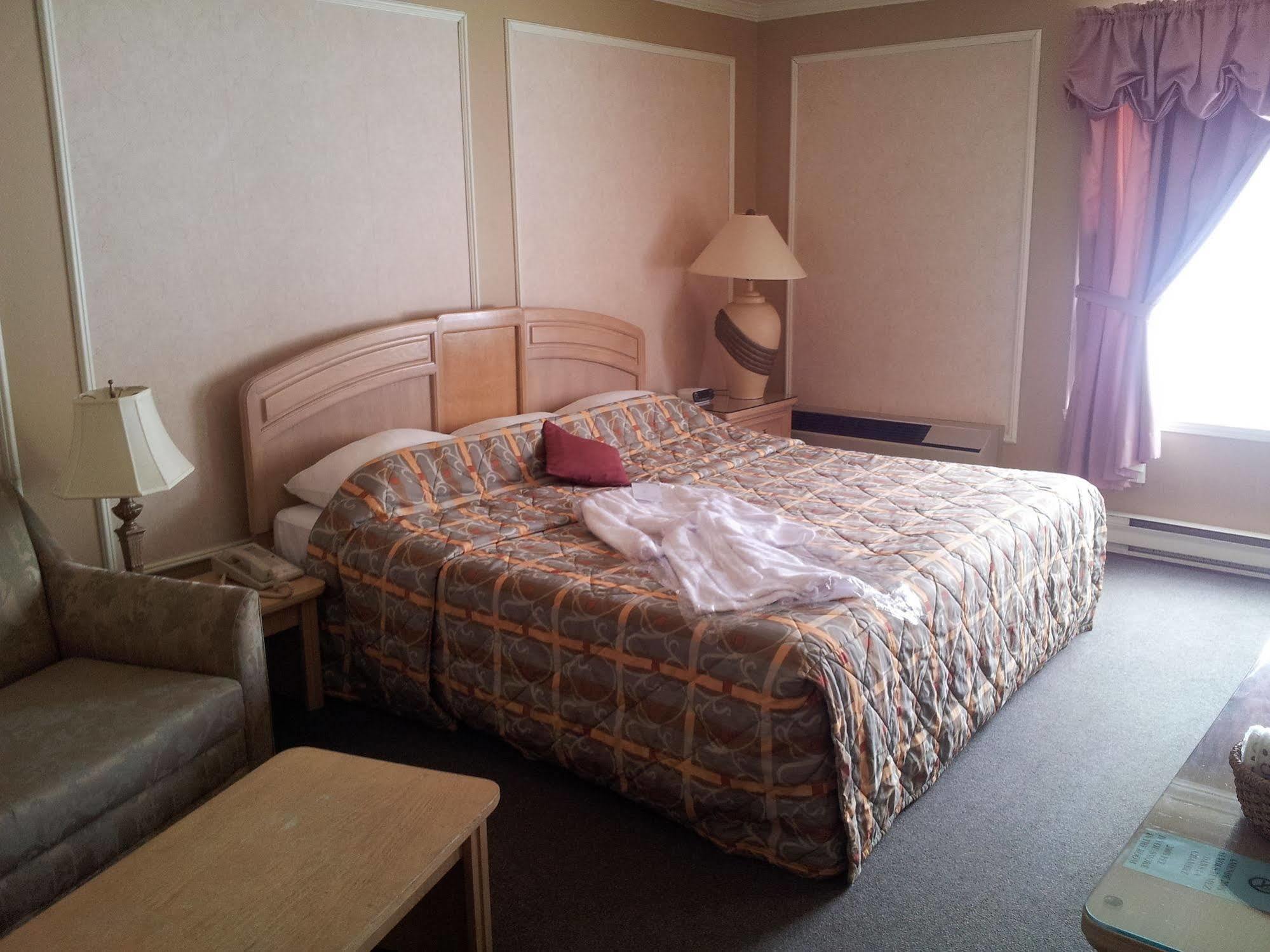 Hotel Travelodge By Wyndham Victoriaville Εξωτερικό φωτογραφία